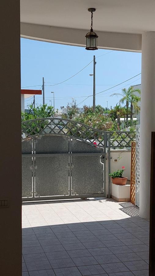 Lovely House Risveglio Fronte Mare Marina Di Pescoluse Exterior photo